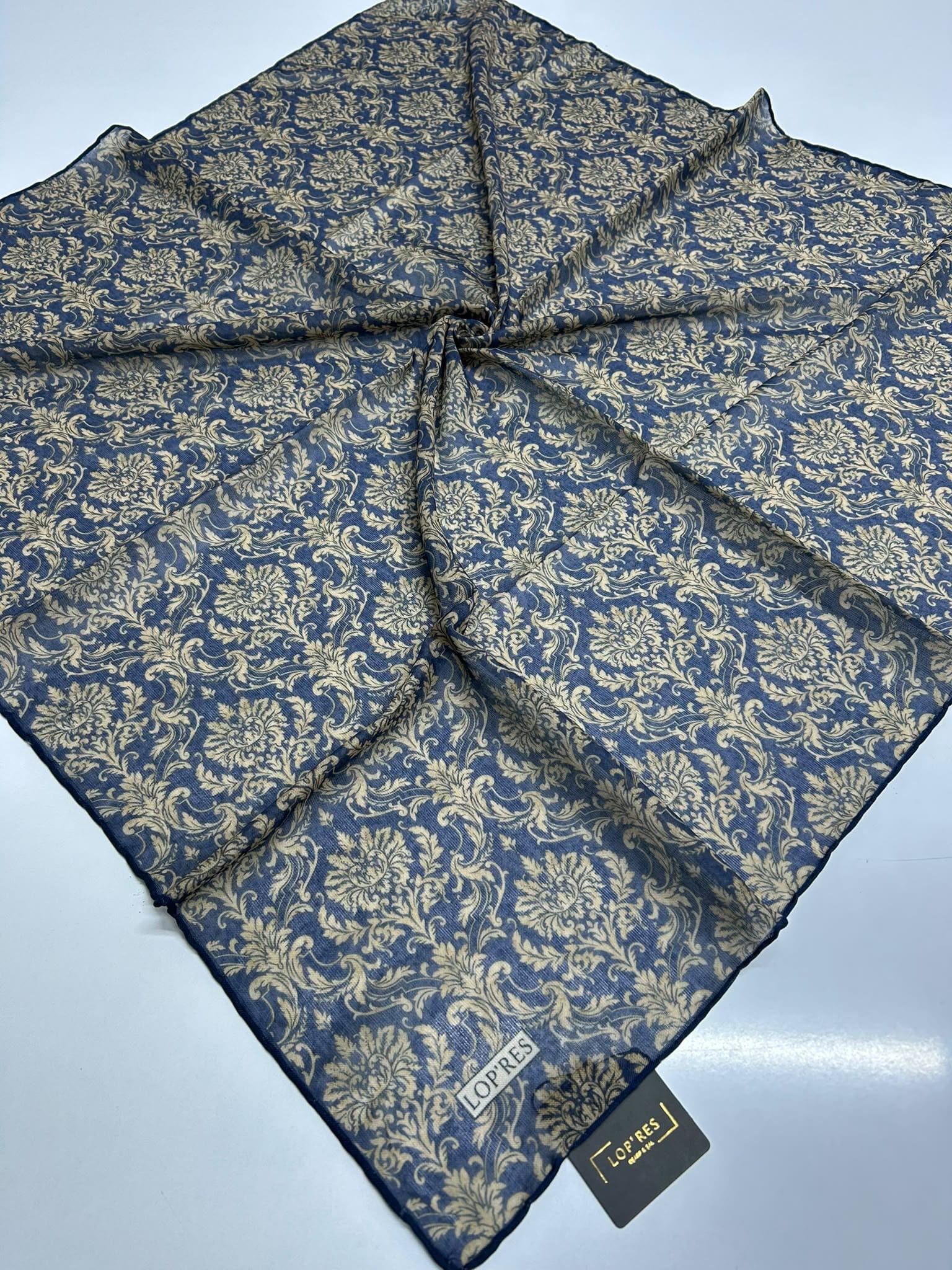 ELT1000 Lop Res Soft Eşarp